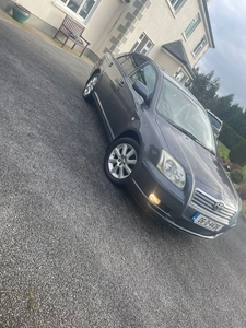 2006 - Toyota Avensis Manual