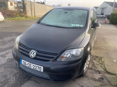 2006 - Volkswagen Golf Manual