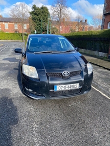 2007 - Toyota Auris Manual