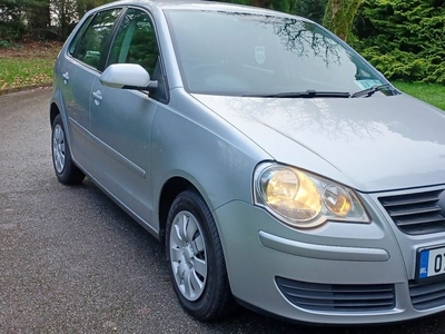 2007 - Volkswagen Polo Manual