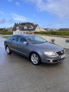 2008 - Volkswagen Passat ---