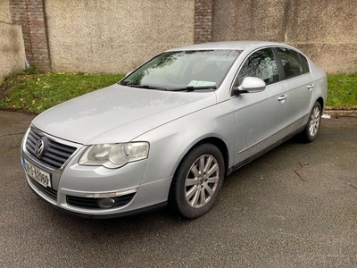 2008 - Volkswagen Passat Manual