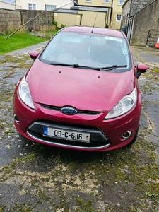 2009 - Ford Fiesta Manual