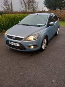 2009 - Ford Focus Manual