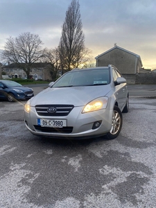 2009 - Kia Ceed Manual