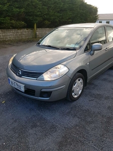 2009 - Nissan Tiida Manual