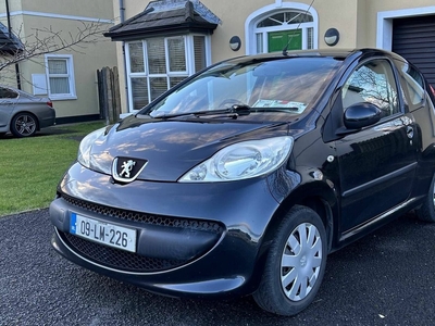 2009 - Peugeot 107 Manual