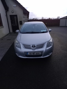 2009 - Toyota Avensis ---