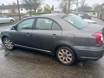 2009 - Toyota Avensis Manual