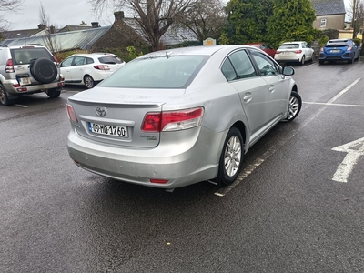 2009 - Toyota Avensis Manual