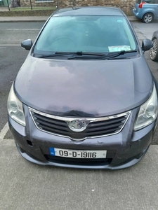 2009 - Toyota Avensis Manual