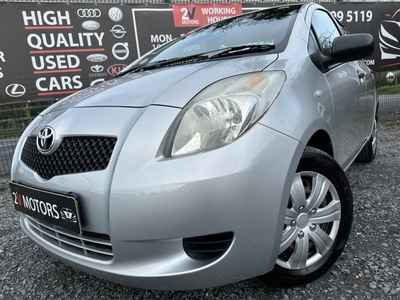 2009 - Toyota Yaris Manual