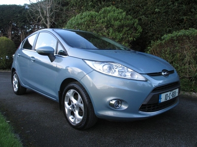 2010 - Ford Fiesta Manual