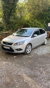 2010 - Ford Focus ---