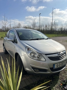 2010 - Opel Corsa Manual