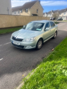 2010 - Skoda Octavia Manual