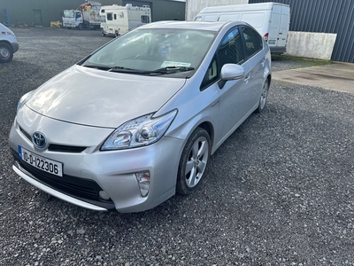 2010 - Toyota Prius ---