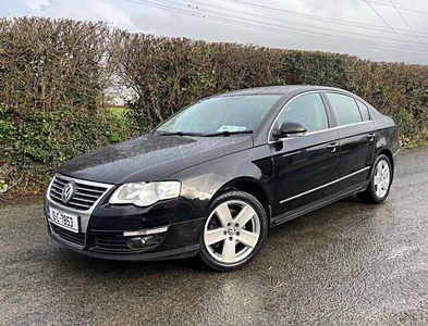 2010 - Volkswagen Passat Manual