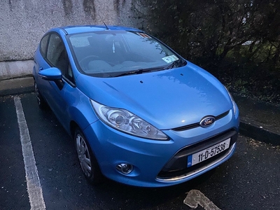 2011 - Ford Fiesta Manual