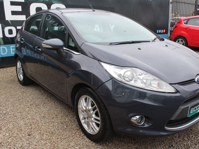 2011 - Ford Fiesta Manual