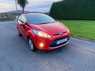 2011 - Ford Fiesta Manual