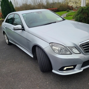 2011 - Mercedes-Benz E-Class Automatic