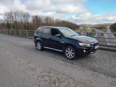 2011 - Mitsubishi Outlander Manual