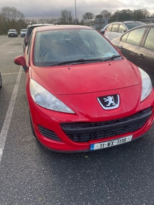 2011 - Peugeot 207 Manual