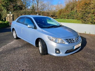 2011 - Toyota Corolla Manual