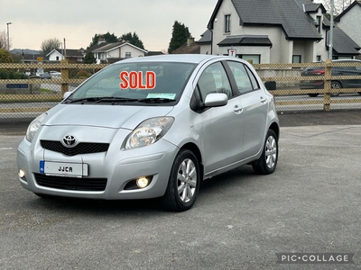 2011 - Toyota Yaris Manual