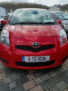 2011 - Toyota Yaris Manual