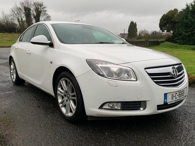 2011 - Vauxhall Insignia ---