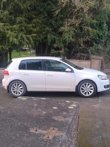 2011 - Volkswagen Golf Manual