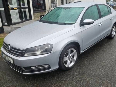 2011 - Volkswagen Passat Manual