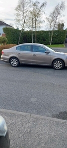 2011 - Volkswagen Passat Manual