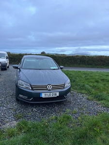 2011 - Volkswagen Passat Manual