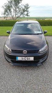 2011 - Volkswagen Polo Manual