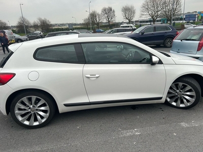 2011 - Volkswagen Scirocco Manual