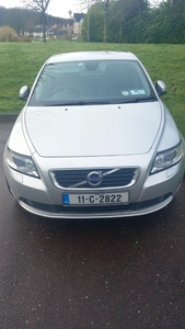 2011 - Volvo S40 Manual