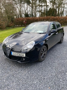 2012 - Alfa Romeo Giulietta Manual