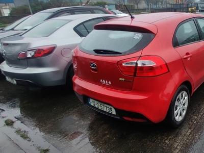 2012 - Kia Rio Manual