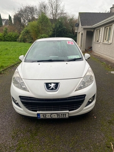 2012 - Peugeot 207 Manual