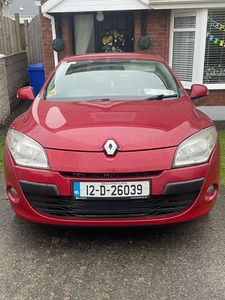 2012 - Renault Megane Manual