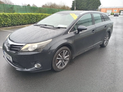 2012 - Toyota Avensis Manual