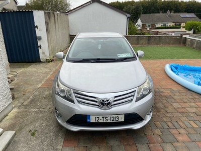 2012 - Toyota Avensis Manual