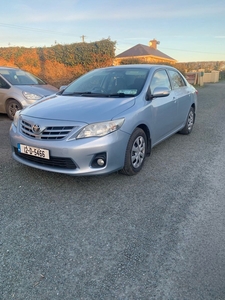 2012 - Toyota Corolla Manual