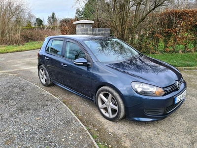 2012 - Volkswagen Golf Manual