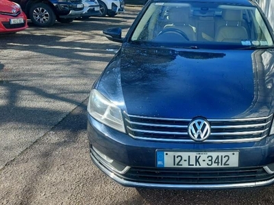 2012 - Volkswagen Passat Manual