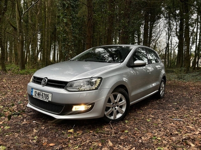 2012 - Volkswagen Polo Automatic