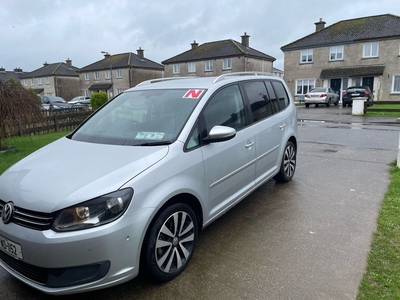 2012 - Volkswagen Touran Manual